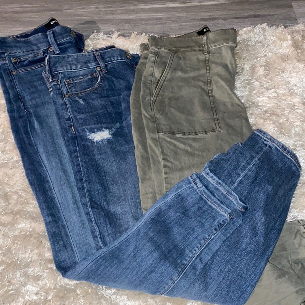 Bundle of Express Jeans.